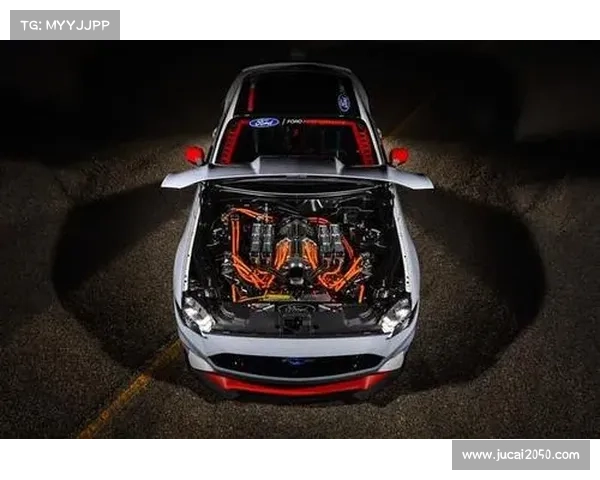 Mustang Cobra Jet 1400亮相NHRA 8.27秒完成直线加速赛 Mustang Cobra Jet 1400亮相NHRA 8.27秒完成直线加速赛